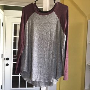 American Eagle Long Sleeve